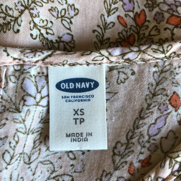Old Navy Sweet Print Shell Top Sleeveless Pintucks - Picture 11 of 13